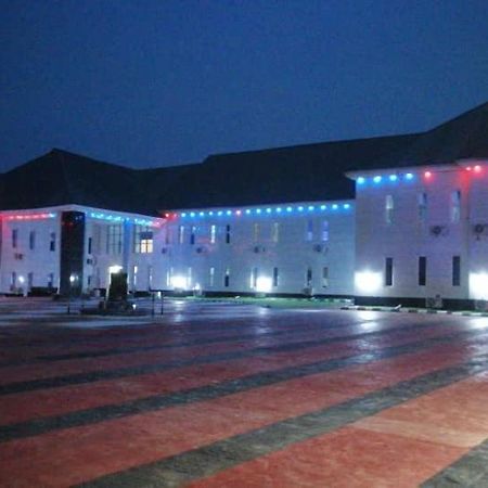 Murphy'S Mansion Resort Umuahia Exteriör bild